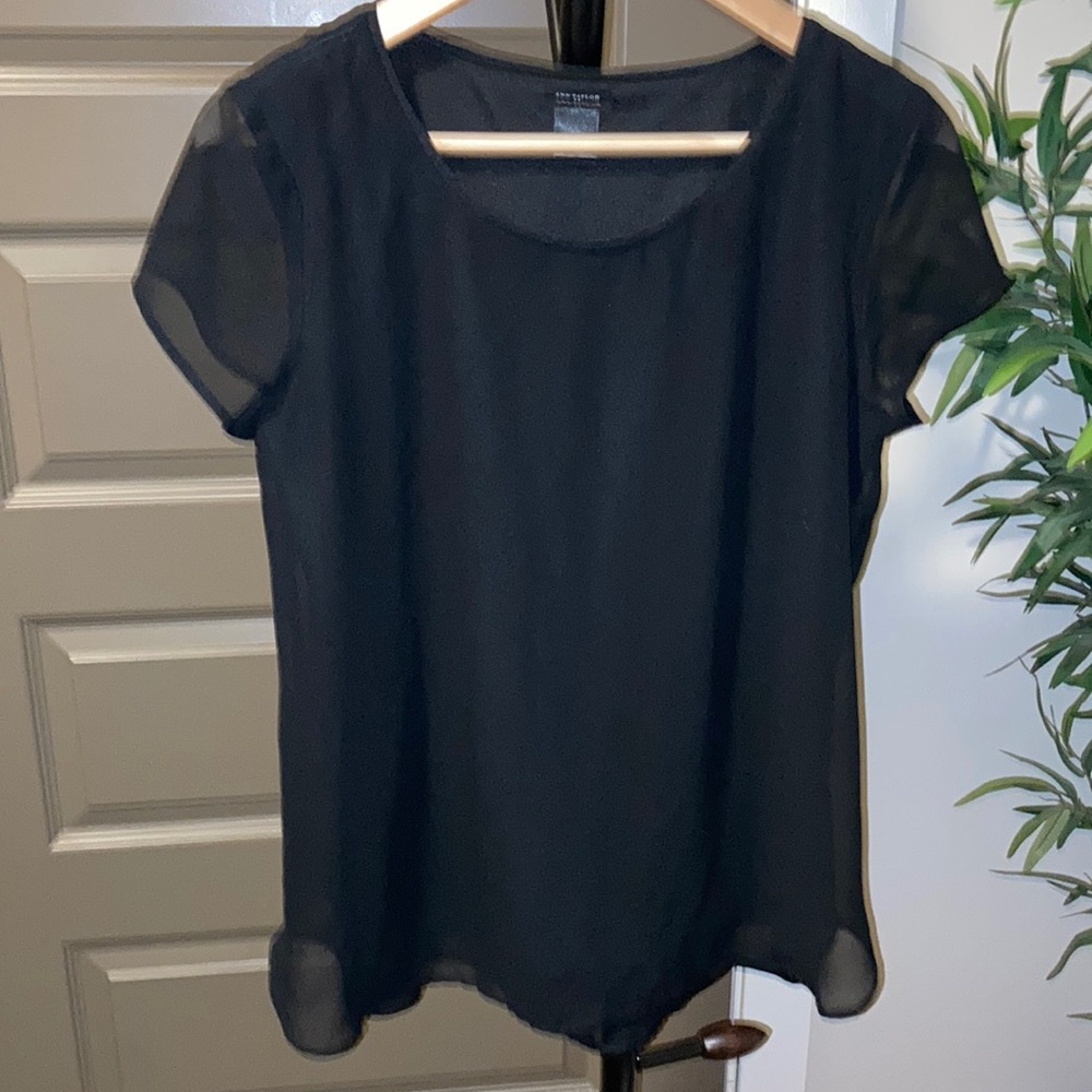 ⭐️Ann Taylor black two layered shirt⭐️